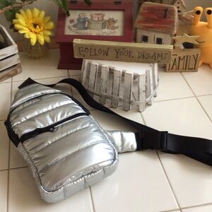‘Ah-Dorned’ Metallic Silver Puffy Quilted Sling